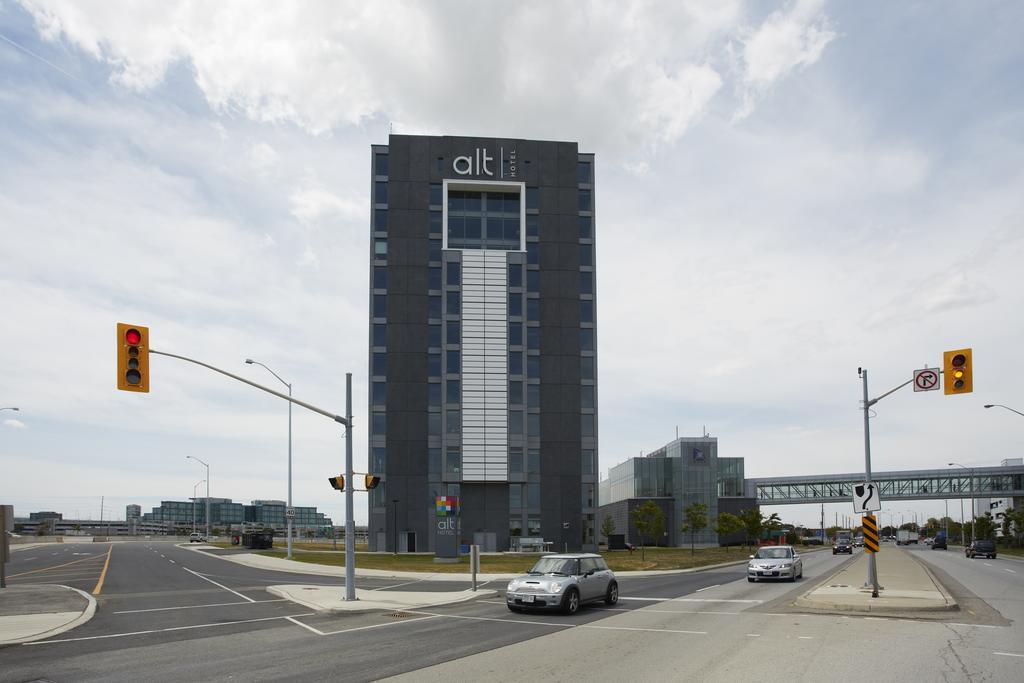 Alt Hotel Toronto Airport Mississauga Exterior photo